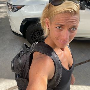 Meet your Posher, Steph